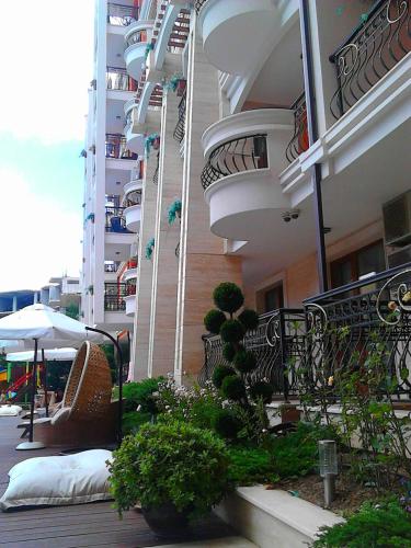 Harmony Palace Apartcomplex - image 3