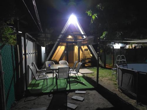 Градина, Cozy A-Frame Beach Cabin Sihu-A Casa in Acachapa