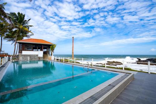 Basen, Amara White Villa in Bentota