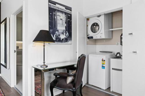 Luxury Waverton - Boutique Escape in Village Setting - image 12