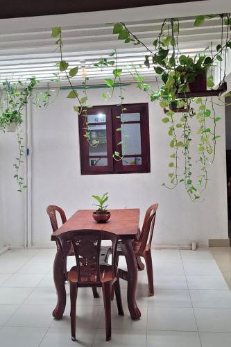 restavracija, Tiny Villa Homestay - Only For Foreign Bookings in Wilgoda