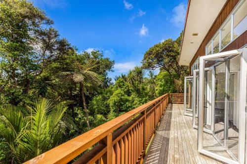 Rainforest Retreat 4Bdr in بيثيلز بيتش