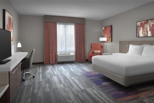 Hilton Garden Inn Charlotte Waverly - image 6