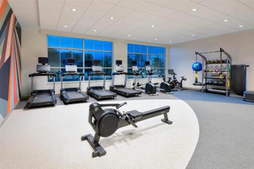 Hilton Garden Inn Cape Canaveral near Cocoa Beach - 피트니스 센터