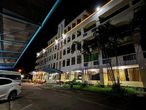 廊开 โรงแรมรอยัลจอมมณี เฮอริเทจ 4星级 酒店 设施