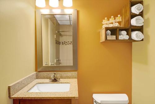 Days Inn by Wyndham Southington in Southington, USA