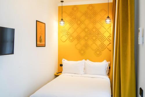 Riad Looma - image 13