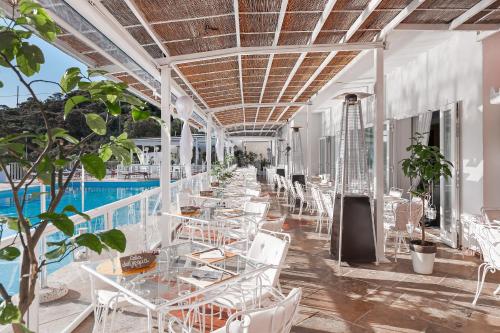 Food and beverages, Hotel Chiaia Di Luna in Ponza Island
