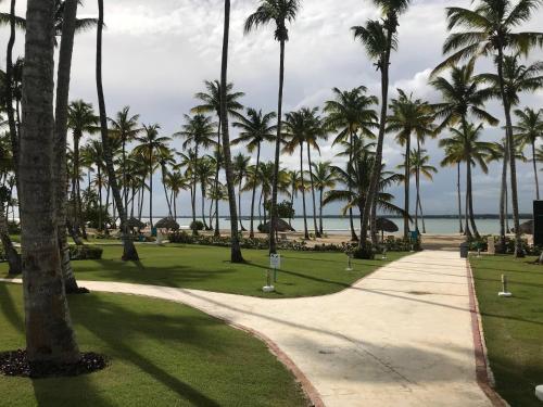 Golf course [on-site], Residencial la ensenada, on Playa Nueva Romana in La Caña