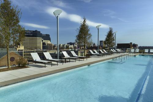 Omni Louisville Hotel - image 6