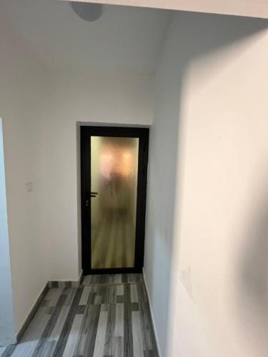 Zimenji Apartments in Chelston