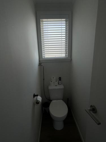 Relax at Jollie-Cozy 3-Bedroom Home, Central Twizel, Twizel (zdjęcie 9)
