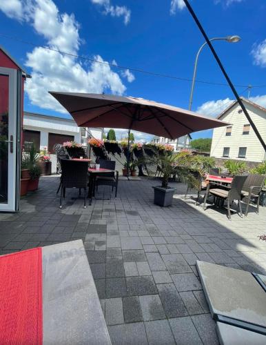 Restorāns, DanMa Ferienwohnung Apartment-Gemeinschaftsküche (DanMa Ferienwohnung Apartment-Gemeinschaftskuche) in Laubach (Rhineland-Palatinate)
