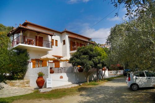  Philippos Apartments in Áfissos