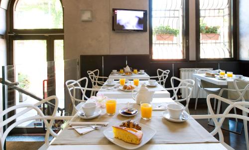 Hotel Delizia - image 8