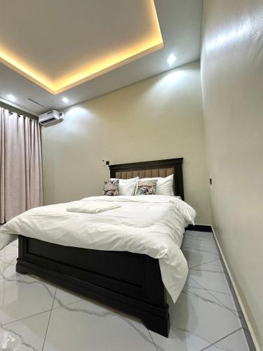 Luxury one bedroom apartment
