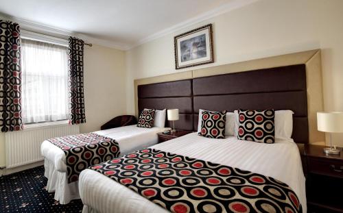 Imperial Hotel Room Type - Family Room (3 Adults)