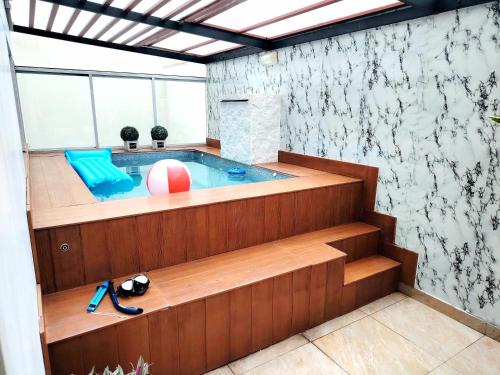 MIRAFLORES Único con PISCINA TEMPERADA PENTHOUSE Piso 1