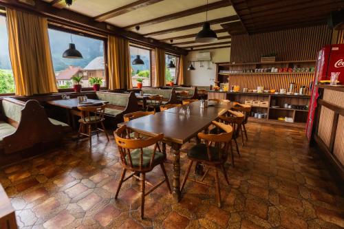 Étterem, Pension Tilly in Oblarn