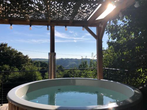 L'orée du Mézenc et son bain nordique privatif (L'oree du Mezenc et son bain nordique privatif) in Saint-Front