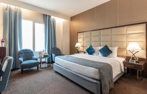 room detail thumbnail 0