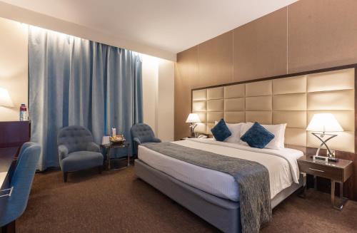 room detail thumbnail 0