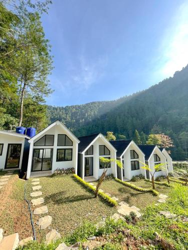 Ulya Cabin Tawangmangu Private Pool Air Hangat