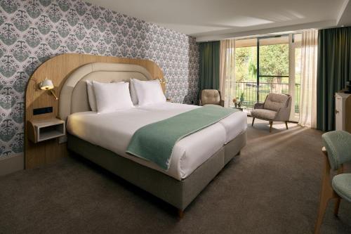room detail thumbnail 0