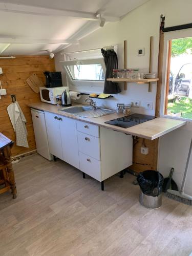 les petits chalets de DUDU in Saint-Laurent-du-Pape