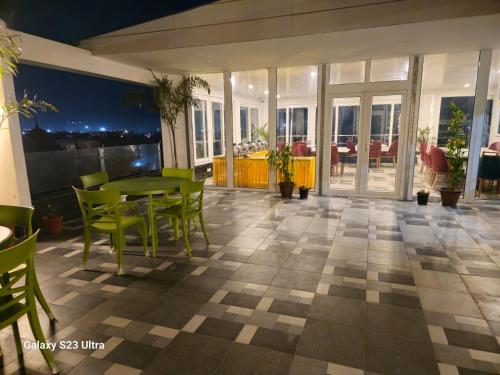 Étterem, Pipul Ocean View Resort in Penthakata