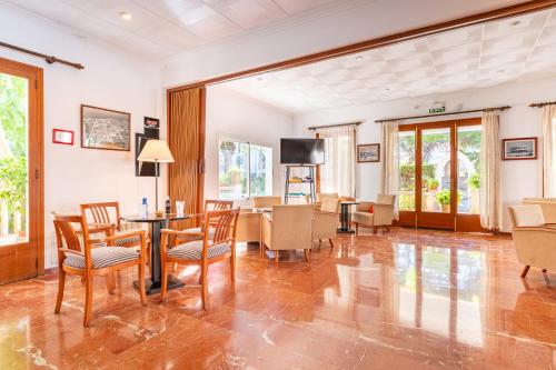 Hotel Martorell - image 10