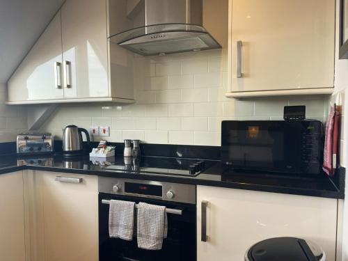 The Courtyard 2 Bedroom Apartments in Central Windsor with Parking, Windsor (Foto 9)