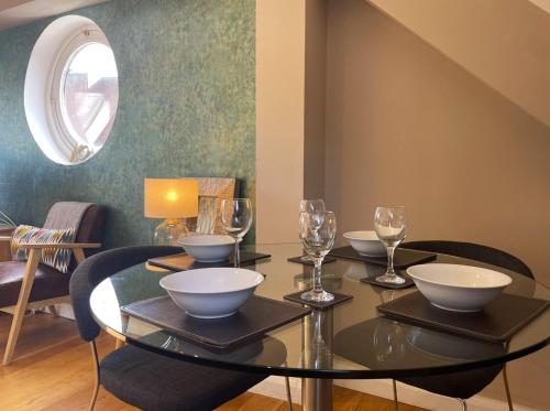 The Courtyard 2 Bedroom Apartments in Central Windsor with Parking, Windsor (Foto 6)