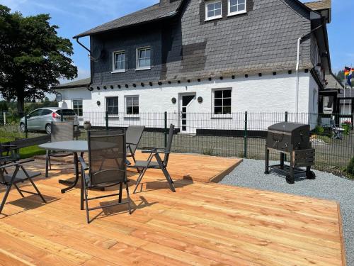 Welcome in - Neuastenbergerstrasse 4, Winterberg-Neuastenberg in โมลล์ไซเฟิน