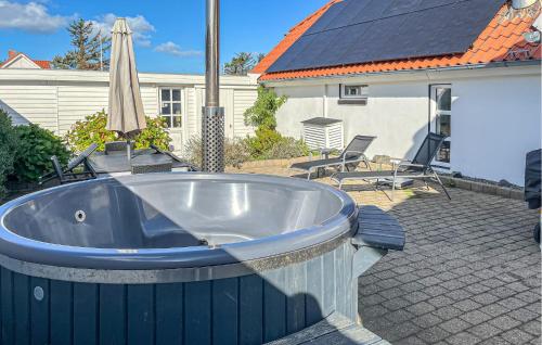 2 Bedroom Lovely Home In Blokhus