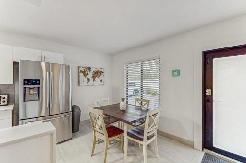 The Sailors Perch, Unit 1 in Riviera Beach, USA