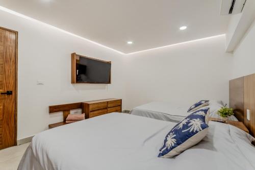 Renovated 2 BDR Beachfront by Casa Paraiso, Cancún (zdjęcie 10)