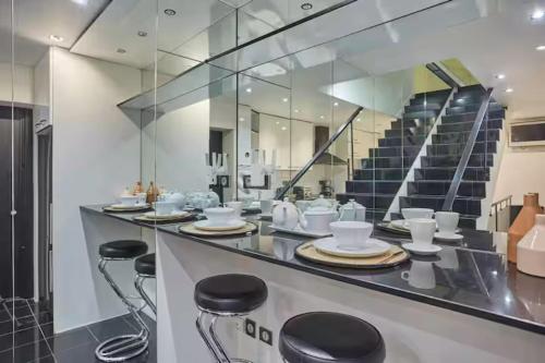 Stylish Apartment in Le Marais Paris Centre - image 8