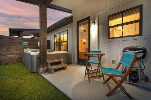 Eagles Nesting - Hot Tub Close to Downtown in Fredericksburg, USA