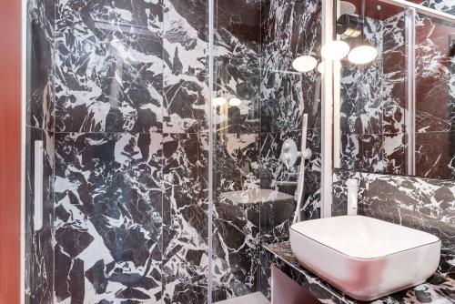 Geisha Studio design, romantisme et parking, Lyon (fotografie 8)
