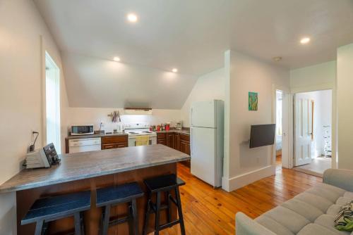 Facilities, 2 Bedroom Flat Across From The Hospital in Antigonish (NS)