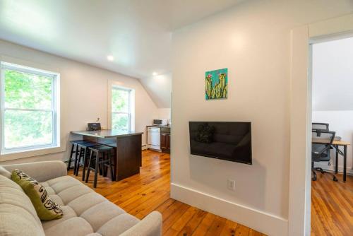 Facilities, 2 Bedroom Flat Across From The Hospital in Antigonish (NS)