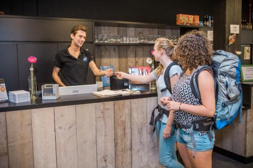 De Draecke Hostel – Ghent, CA