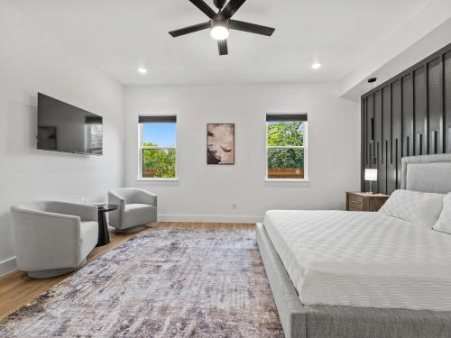 Bottom District Skyline Retreat in Cedar Crest