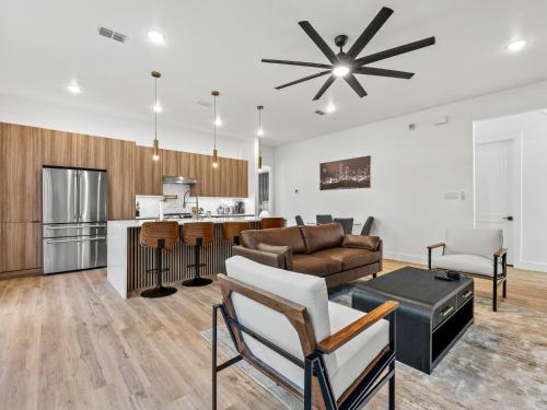 Bottom District Skyline Retreat in Cedar Crest