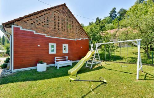 Viesnīcas āriene, Cozy Home In Mrzlo Polje With Sauna in Gorkovec