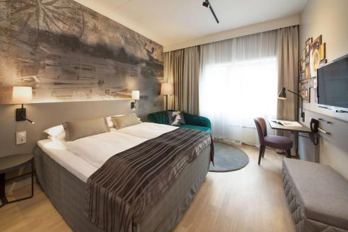 room detail thumbnail 0