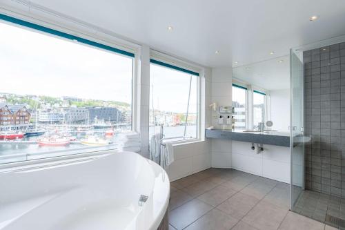Scandic Ishavshotel - image 10