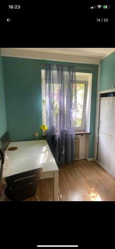 Calles crib in 노라 소피에룬드