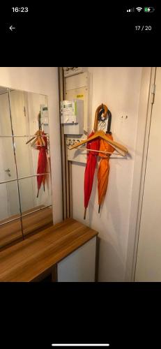 Calles crib in 노라 소피에룬드